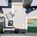 Appartement Luxury Luna With Private, Heated Pool