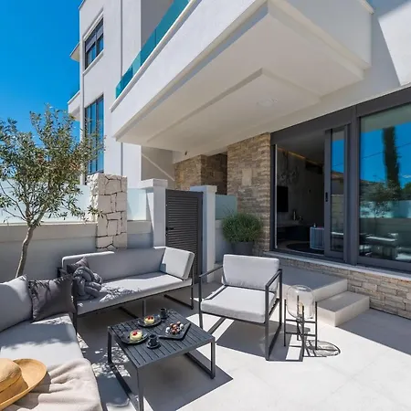 Luxury Luna With Private, Heated Pool Appartement *