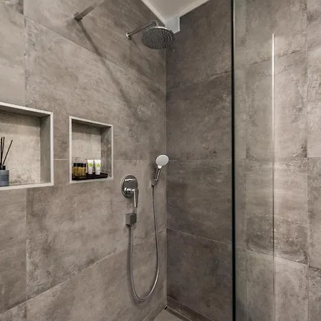 Luxury Luna With Private, Heated Pool Apartamento