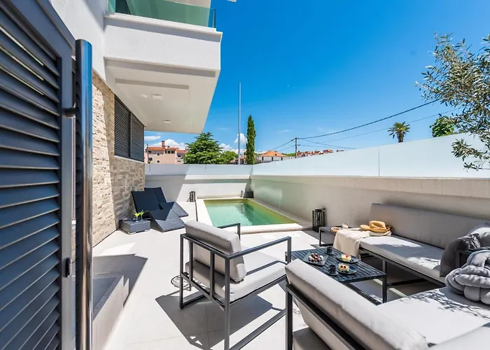 Luxury Luna With Private, Heated Pool Appartamento *