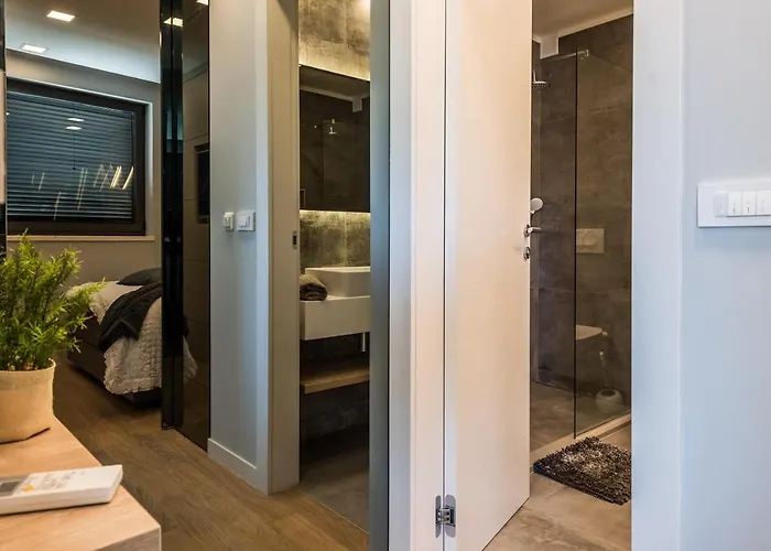 Luxury Luna With Private, Heated Pool