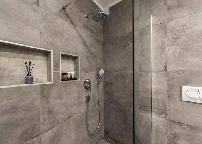 Luxury Luna With Private, Heated Pool Appartamento