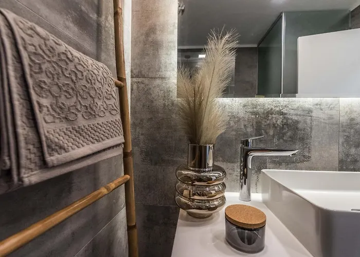 Appartamento Luxury Luna With Private, Heated Pool