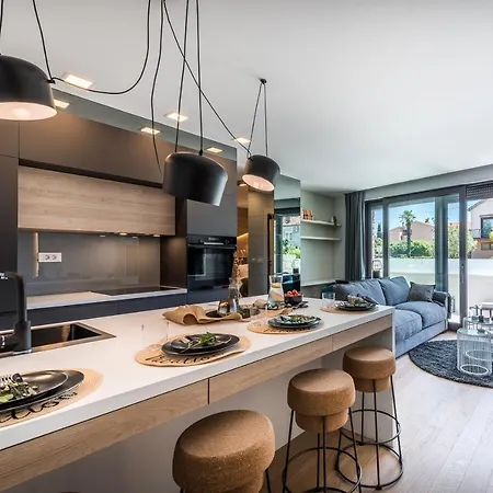 Luxury Luna With Private, Heated Pool