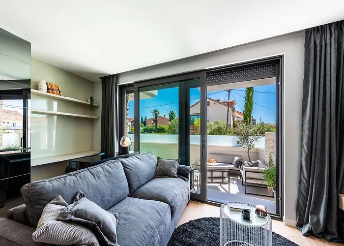 Luxury Luna With Private, Heated Pool Διαμέρισμα